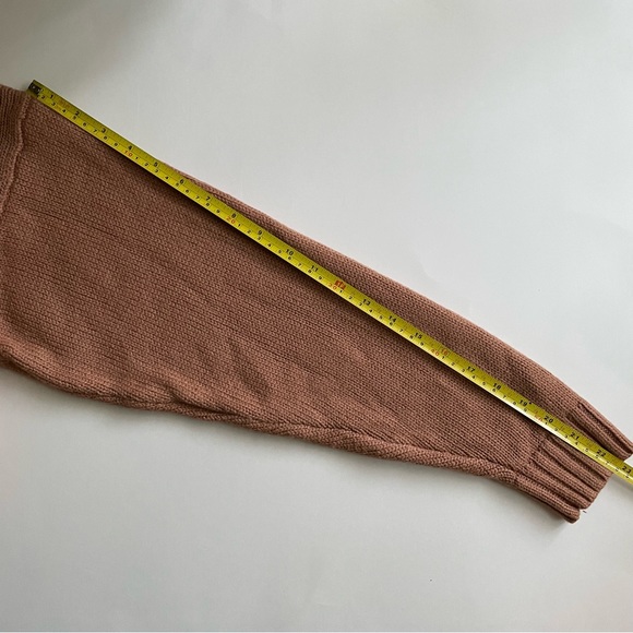 Aritzia Wilfred Free Harper/Heinen Sweater in Buenos Aires - Picture 11 of 11